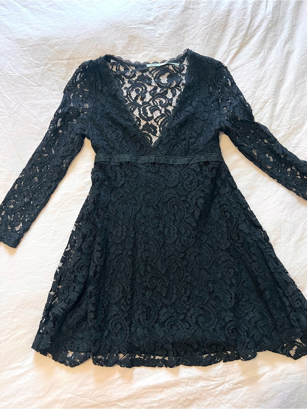 Kimchi Blue Black Lace Babydoll Quarter Sleeve Dress